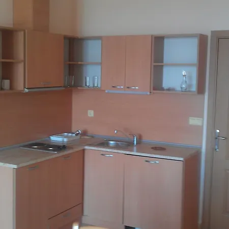 Prima 1 Aparthotel 2*